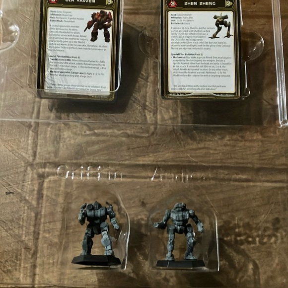 New Open Box Battletech Beginner Box by Catalyst Game Labs - Picture 8 of 16